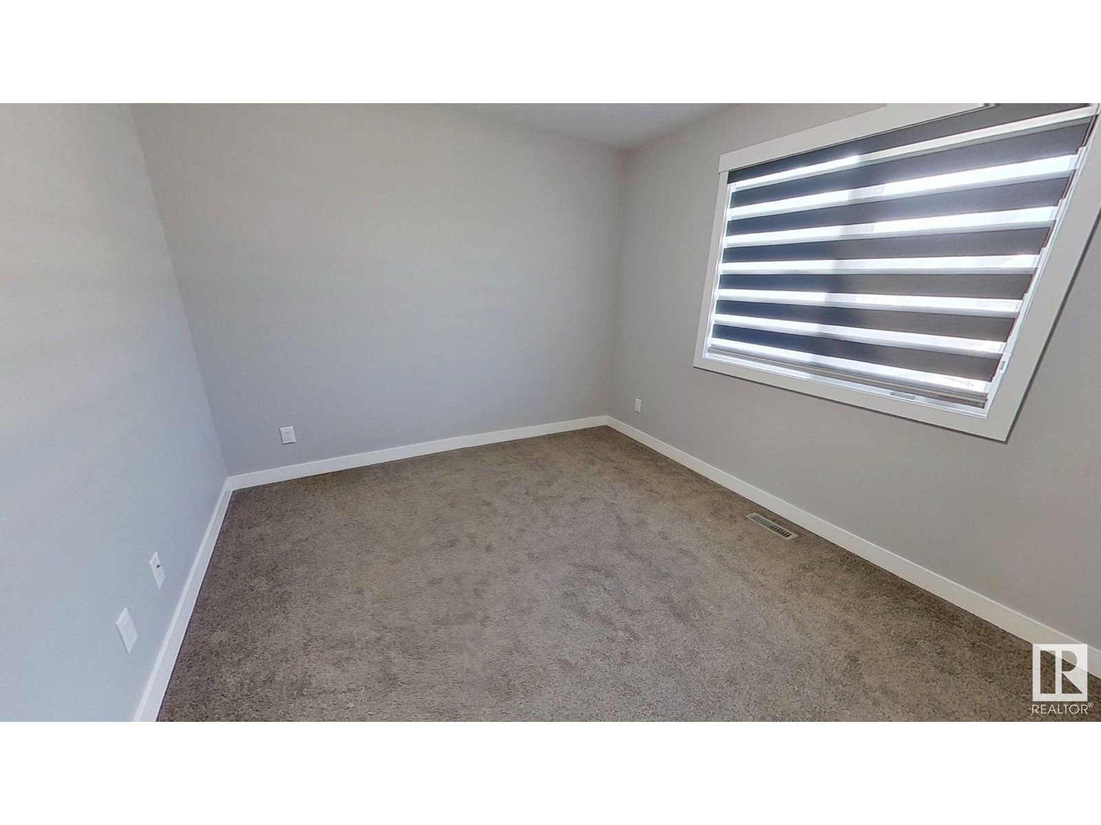 Photo 21 of 8540 89 St Nw, Edmonton AB