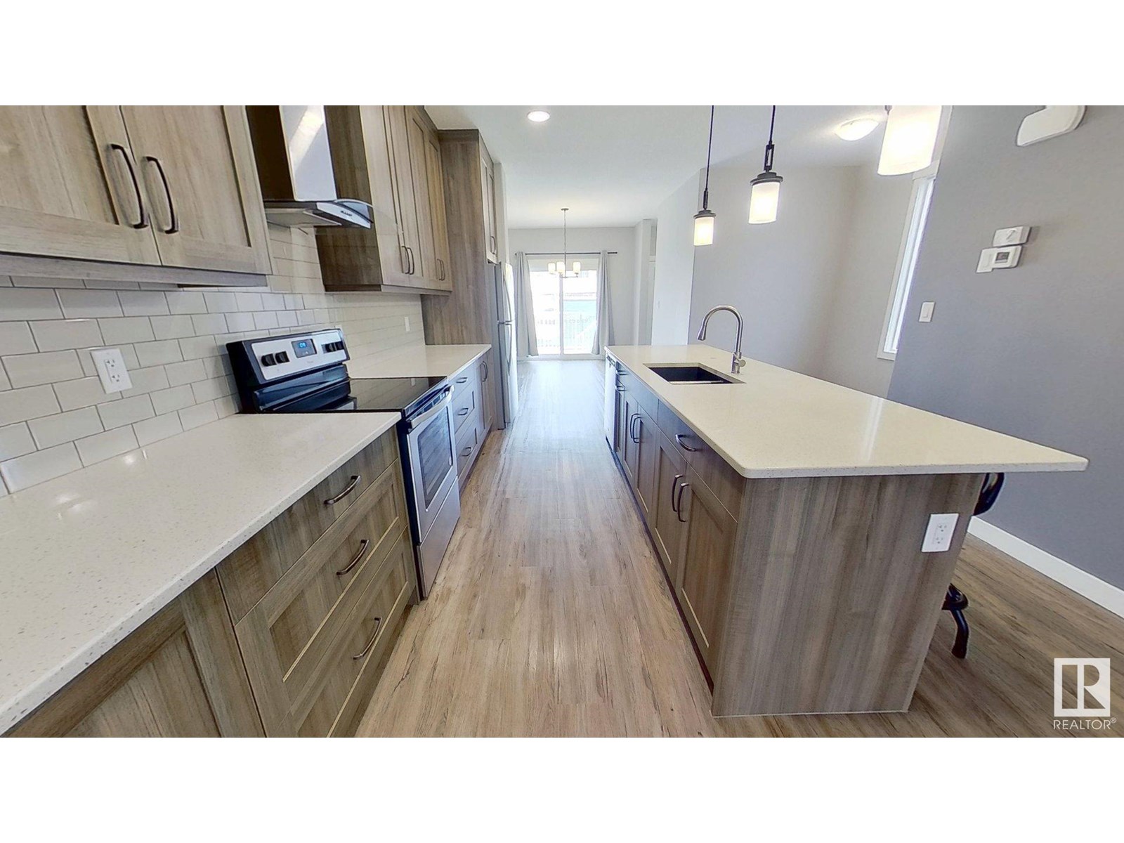 Photo 6 of 8540 89 St Nw, Edmonton AB