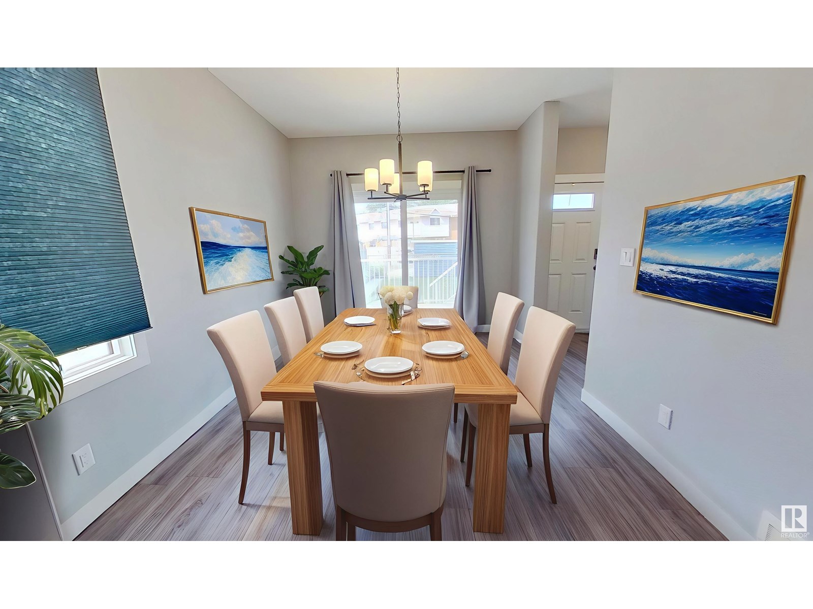 Photo 9 of 8540 89 St Nw, Edmonton AB