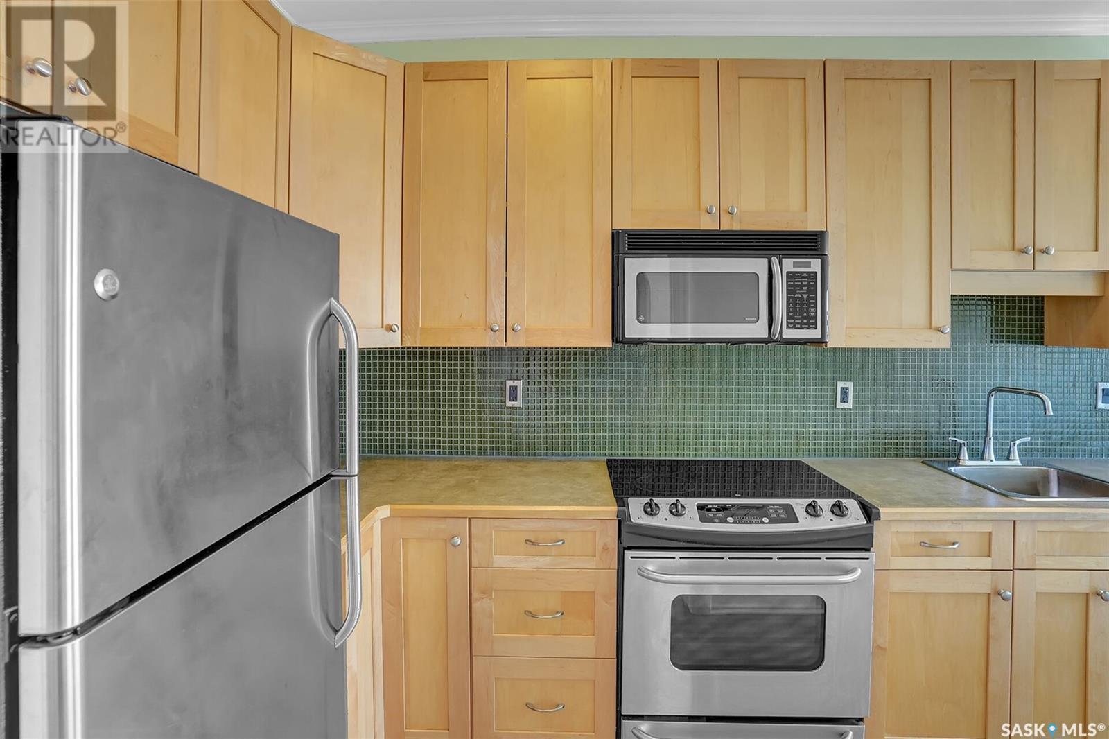 Photo 4 of 604 2305 Victoria Avenue, Regina SK