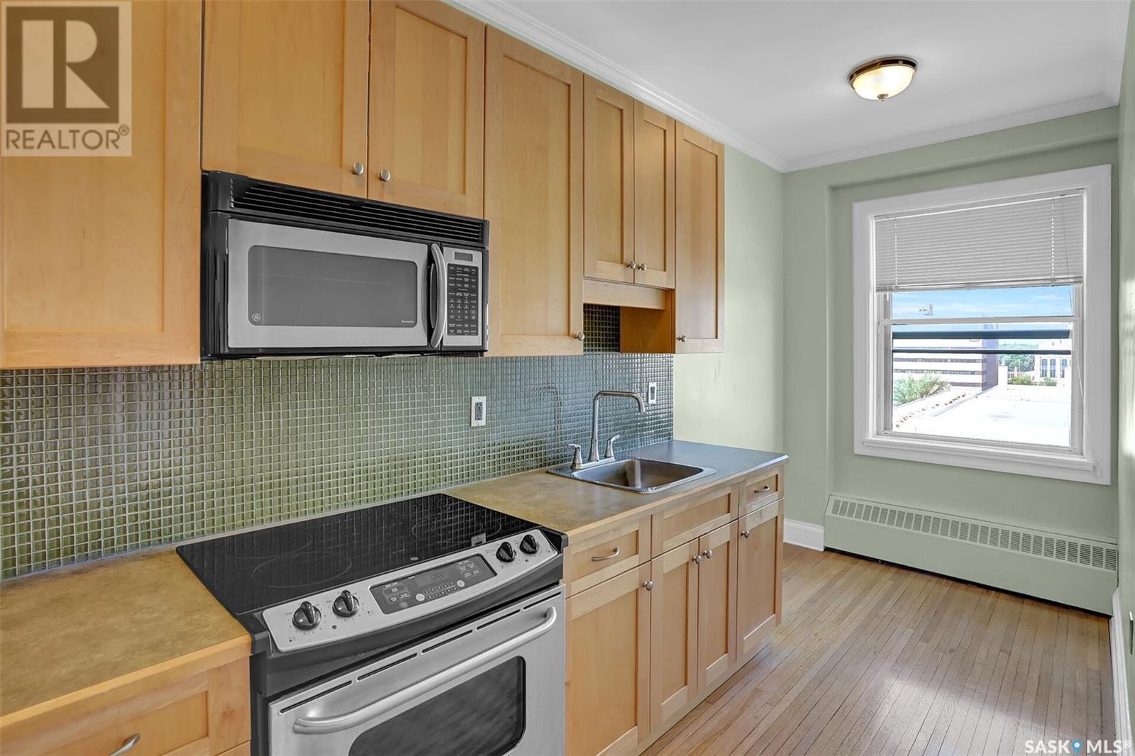 Photo 5 of 604 2305 Victoria Avenue, Regina SK