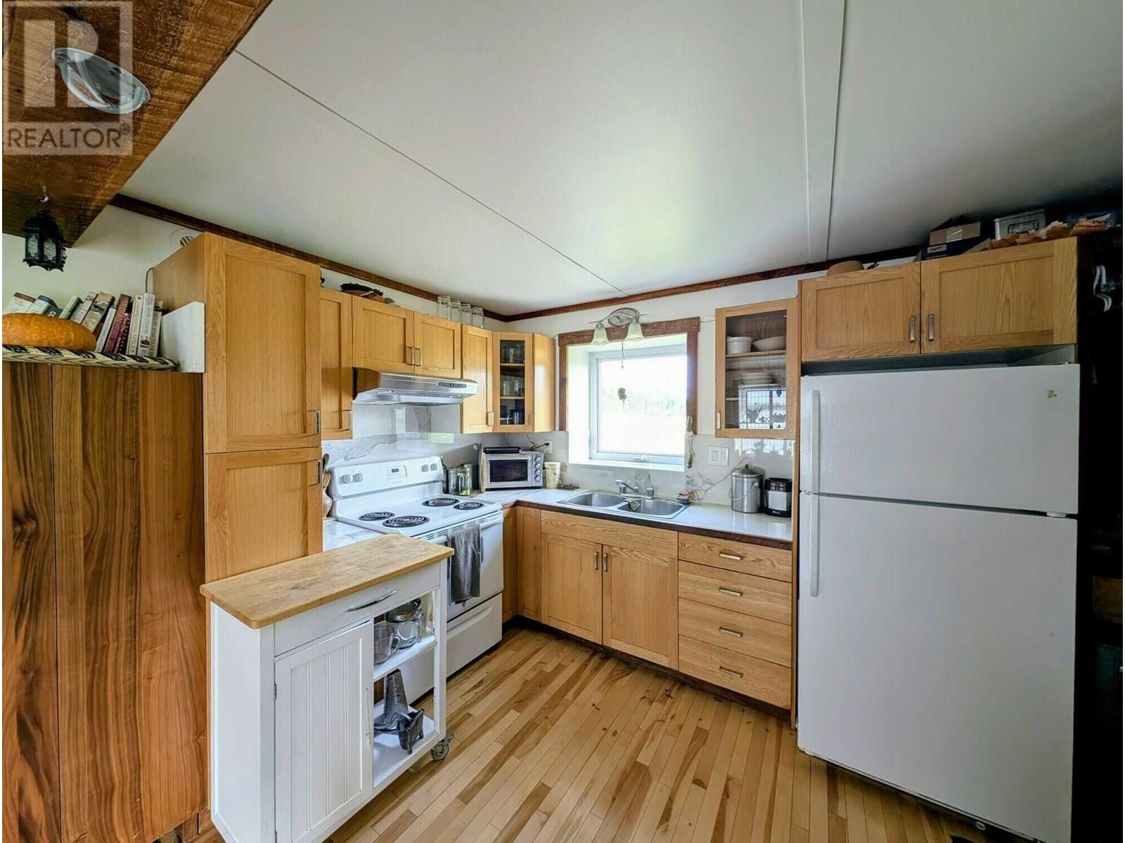 9811 MARGUERITE FERRY WEST NO 2 ROAD, Quesnel