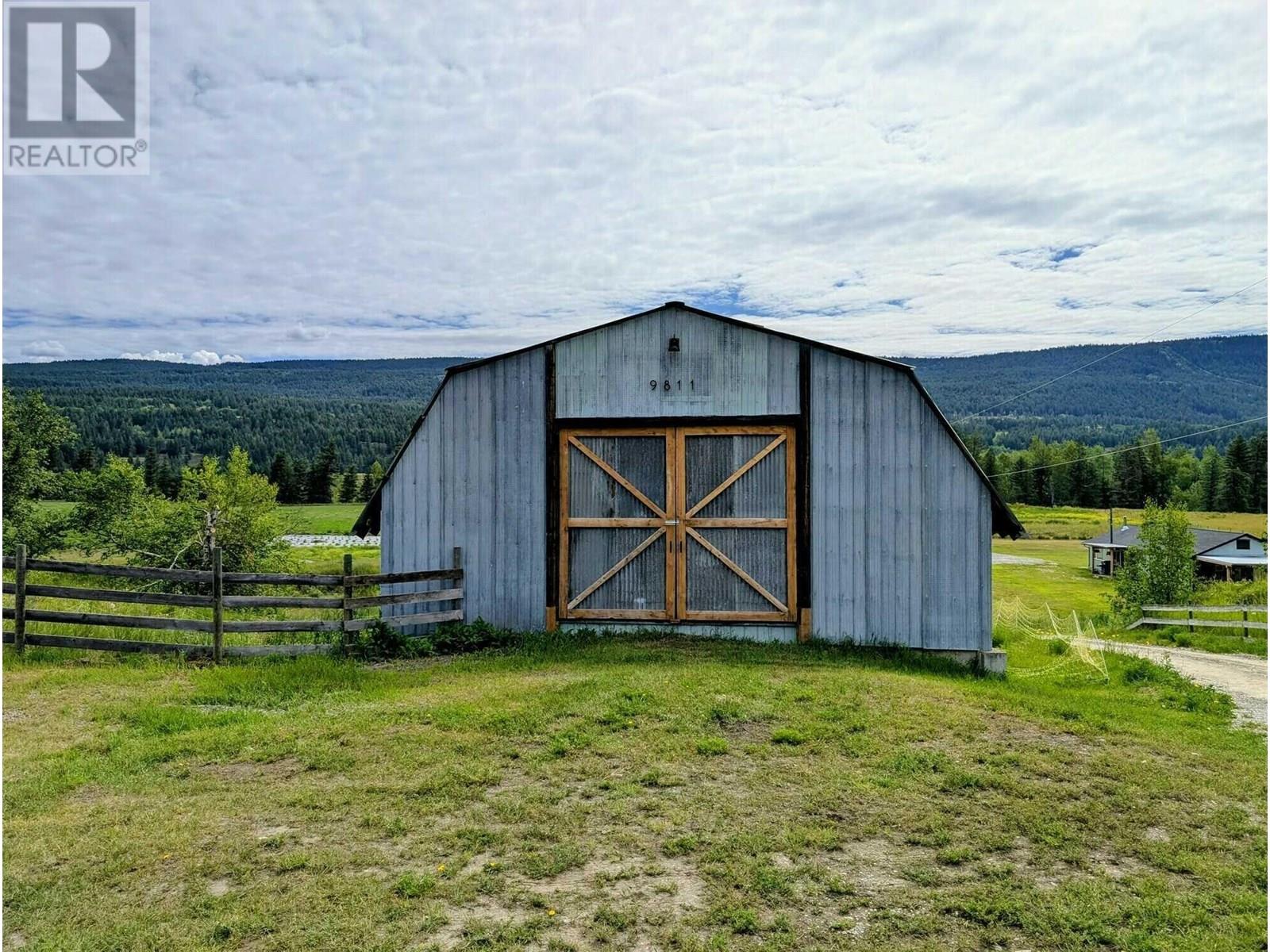 9811 MARGUERITE FERRY WEST NO 2 ROAD, Quesnel