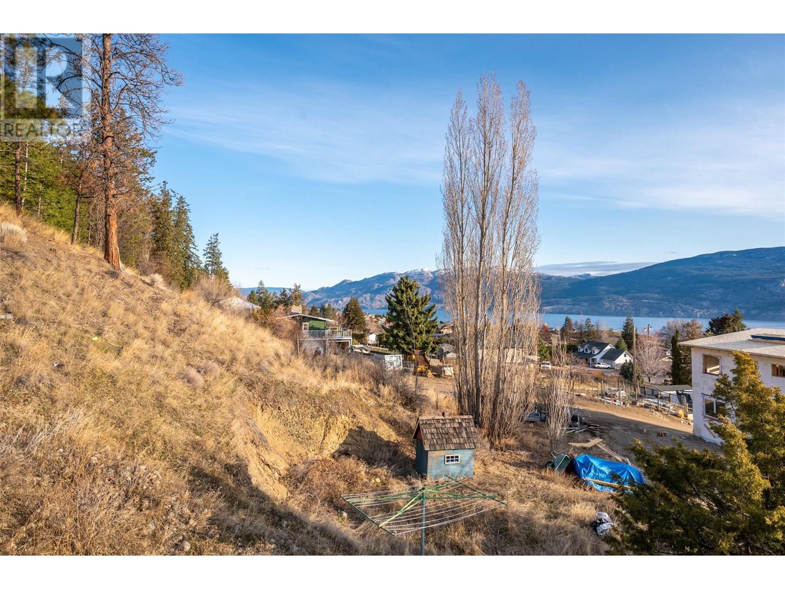  9800 Giants Head Road, Summerland