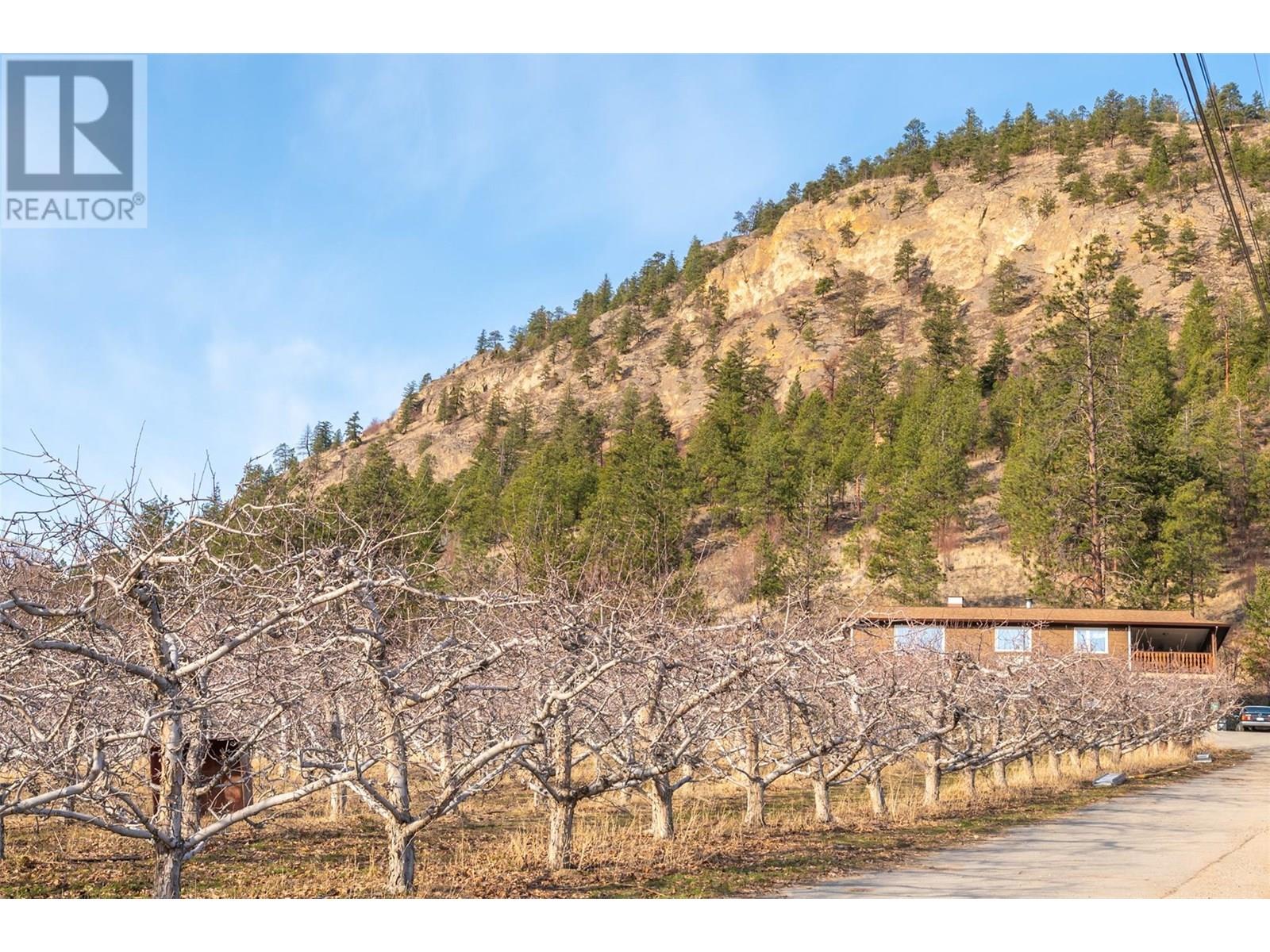  9800 Giants Head Road, Summerland