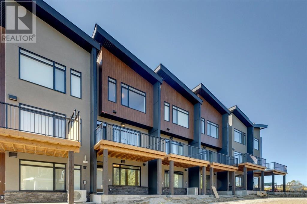 83 Royal Elm Green NW, Calgary, Alberta