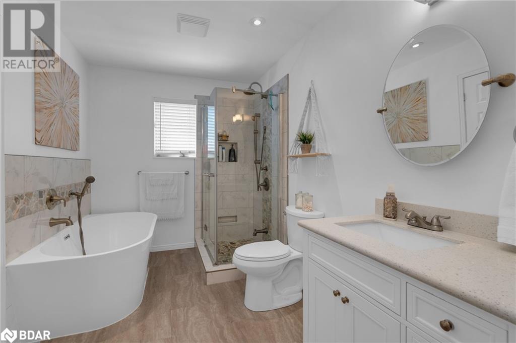 Photo 12 of 175 Segwun Boulevard, Gravenhurst ON