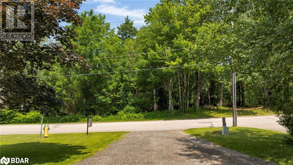 Photo 37 of 175 Segwun Boulevard, Gravenhurst ON