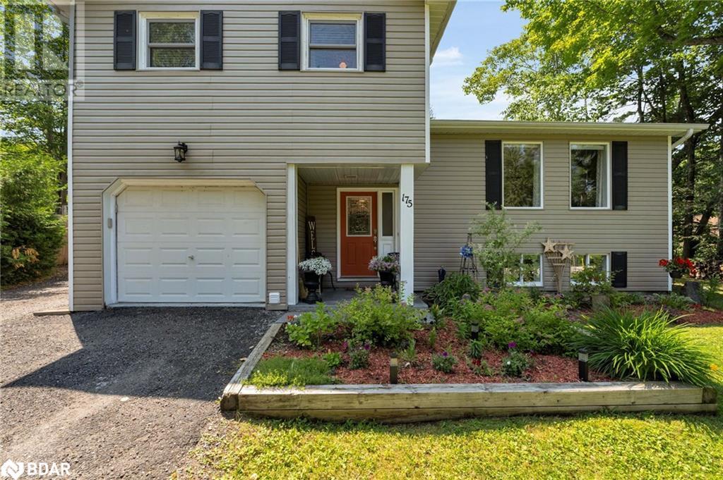 Photo 4 of 175 Segwun Boulevard, Gravenhurst ON