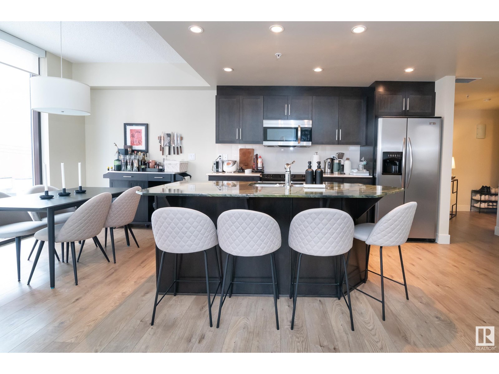 Photo 15 of 304 11933 Jasper Av Nw, Edmonton AB