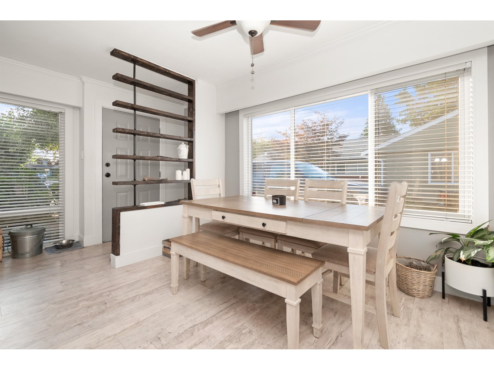 Photo 9 of 2 46151 Brooks Avenue Chilliwack Proper South, Chilliwack BC