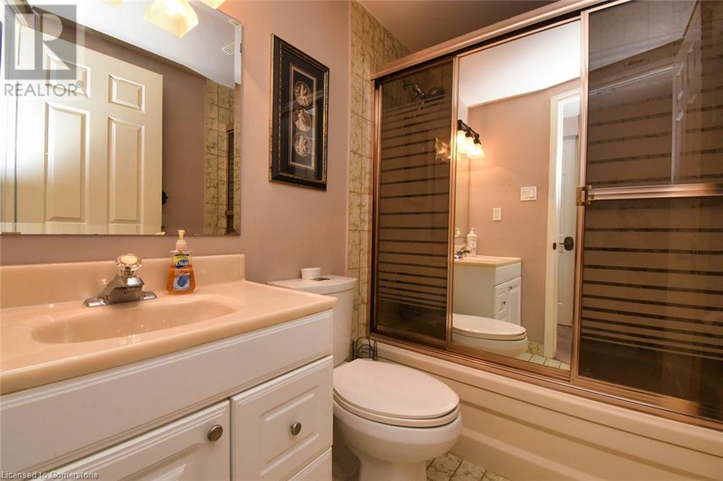 Photo 21 of 40 Harrisford Street Unit 108, Hamilton ON