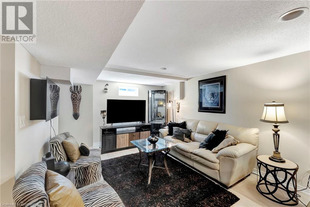 Photo 23 of 2325 Duncaster Drive, Burlington ON