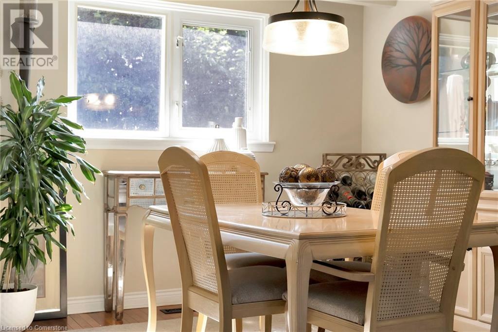 Photo 7 of 2325 Duncaster Drive, Burlington ON