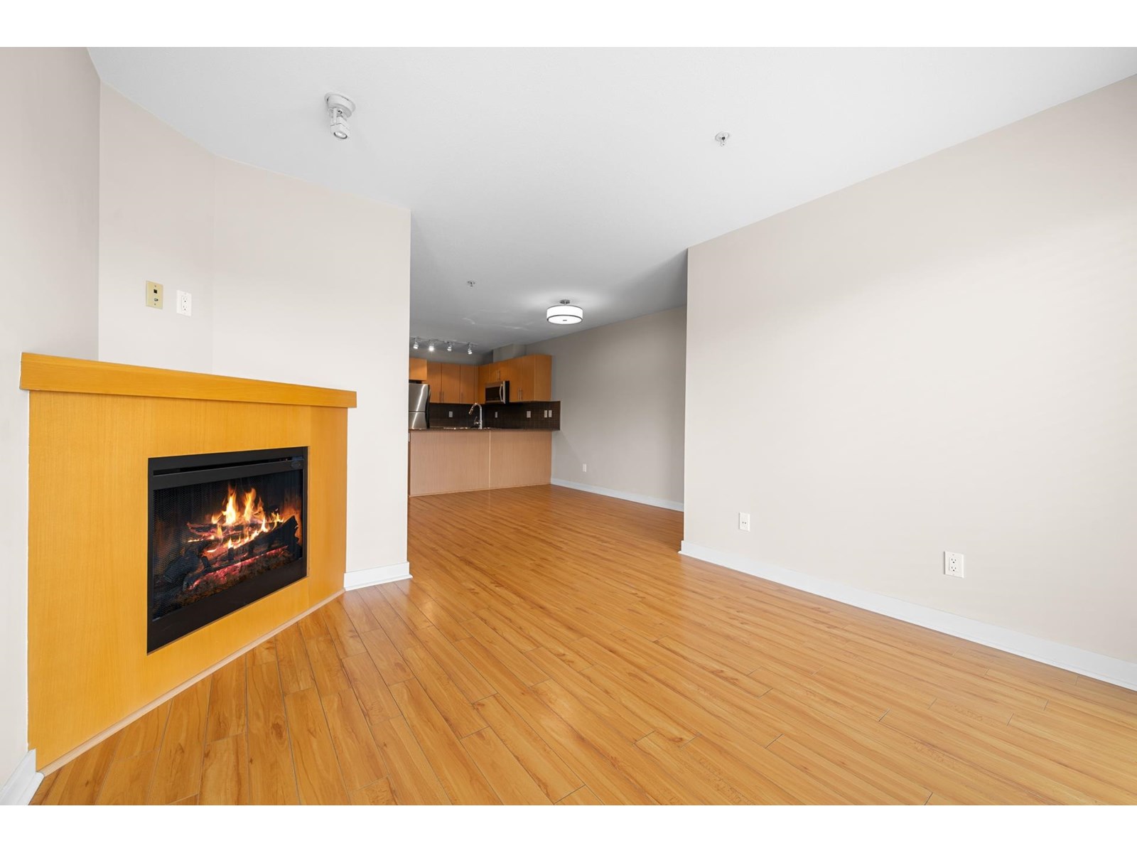 Photo 14 of A 313 8929 202 Street, Langley BC