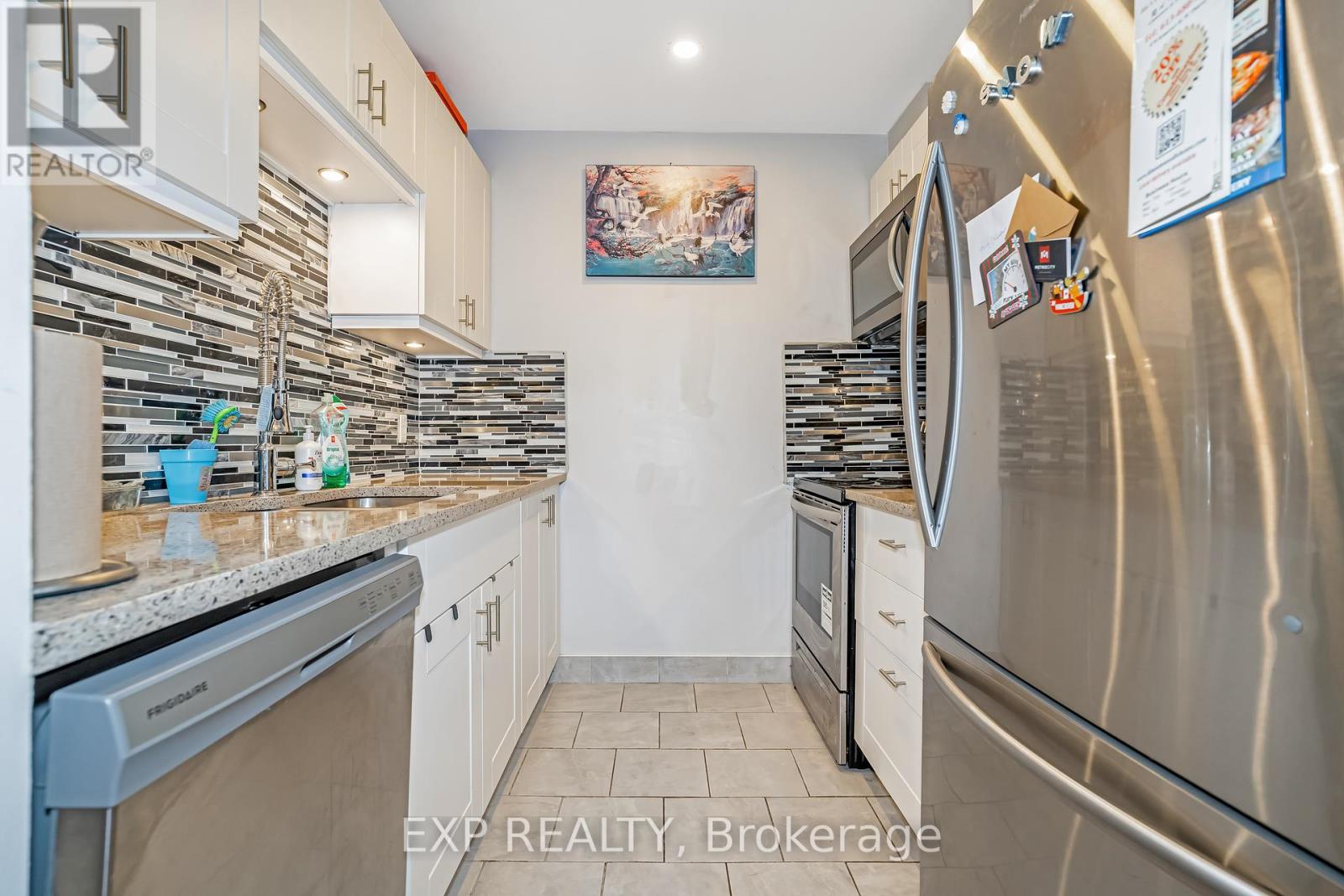 Photo 18 of 12 2610 Draper Avenue, Ottawa ON