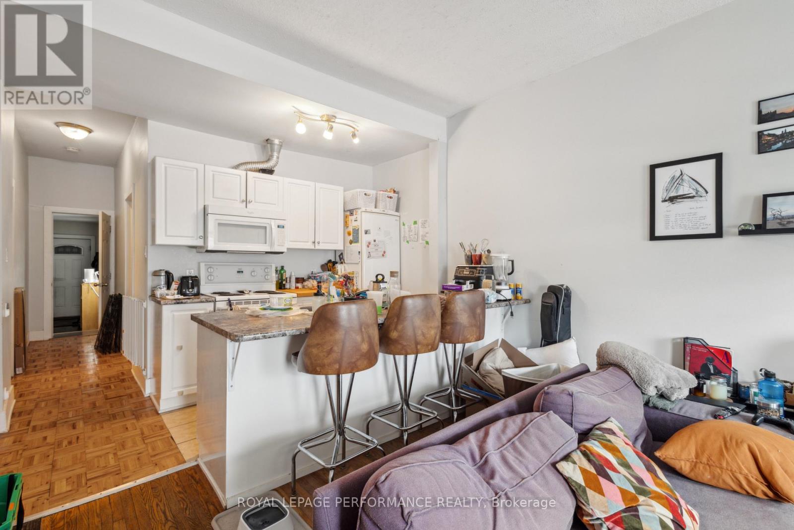 Photo 3 of 76 78 80 Cambridge Street N, Ottawa ON