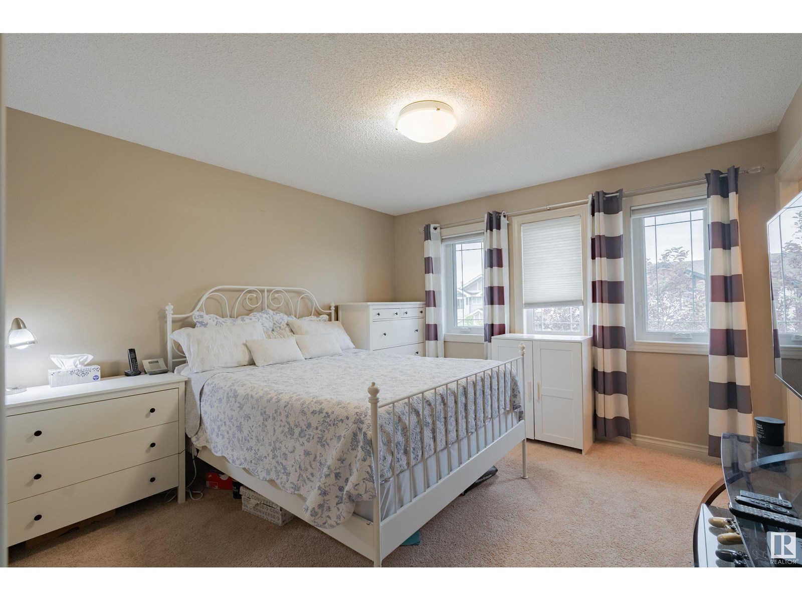 Photo 17 of 16728 120 St Nw, Edmonton AB