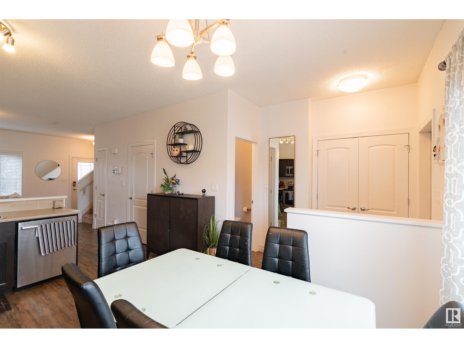 Photo 7 of 16728 120 St Nw, Edmonton AB