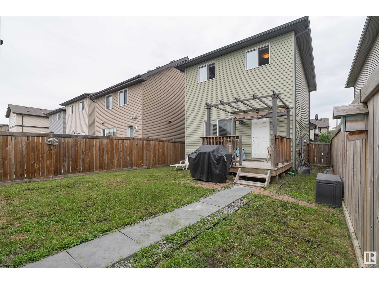 Photo 24 of 16728 120 St Nw, Edmonton AB
