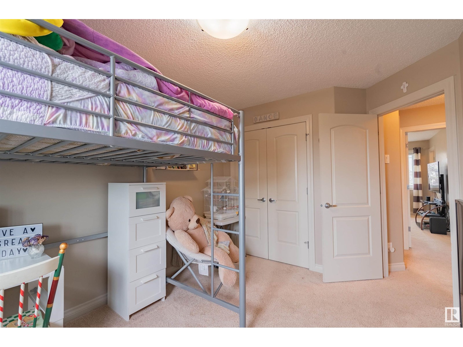 Photo 15 of 16728 120 St Nw, Edmonton AB
