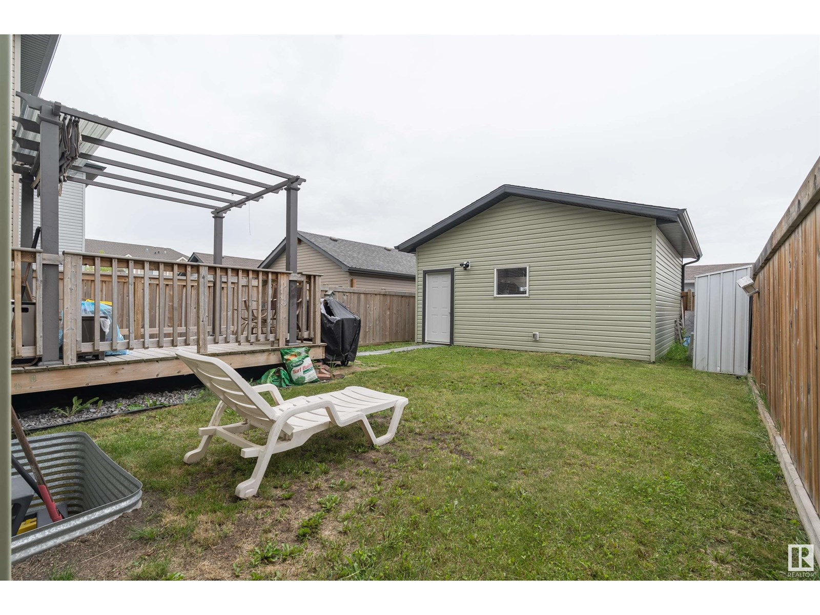 Photo 25 of 16728 120 St Nw, Edmonton AB