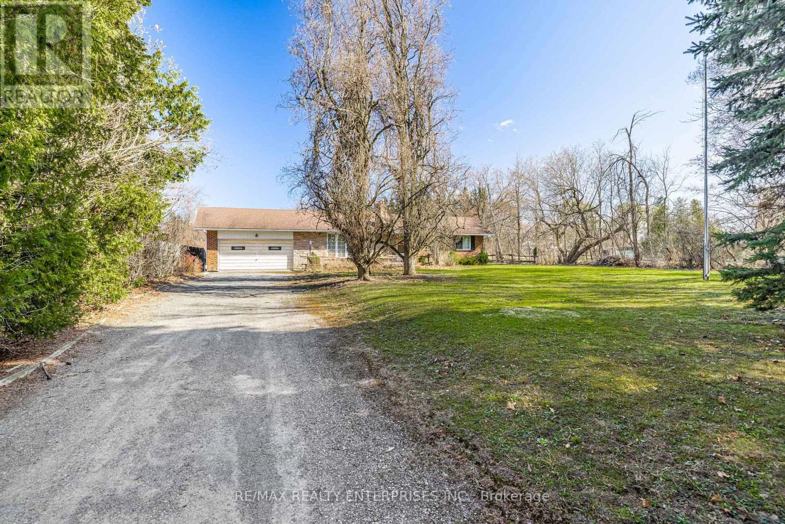 Photo 1 of 2739 Embleton Road, Brampton ON