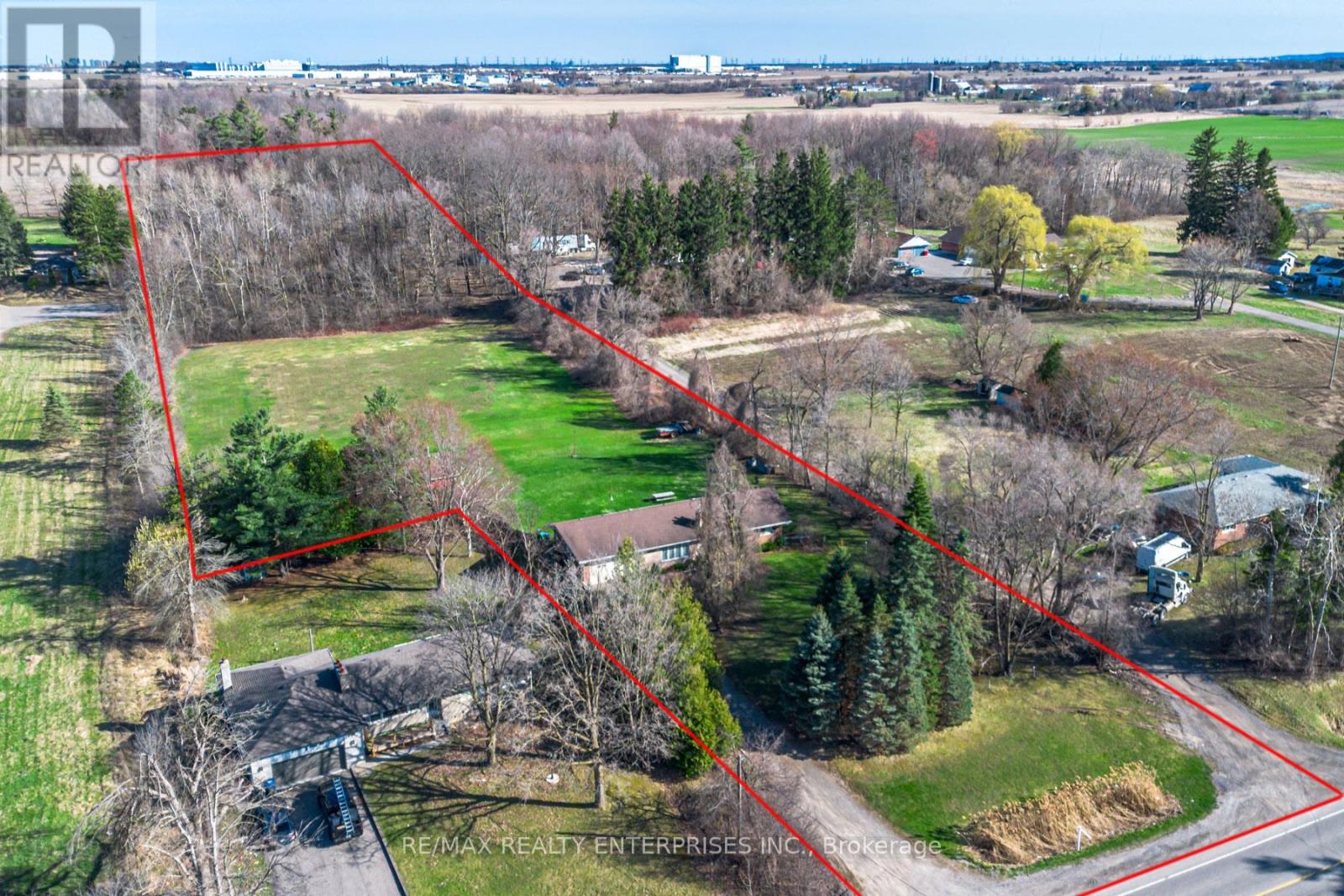 Photo 15 of 2739 Embleton Road, Brampton ON