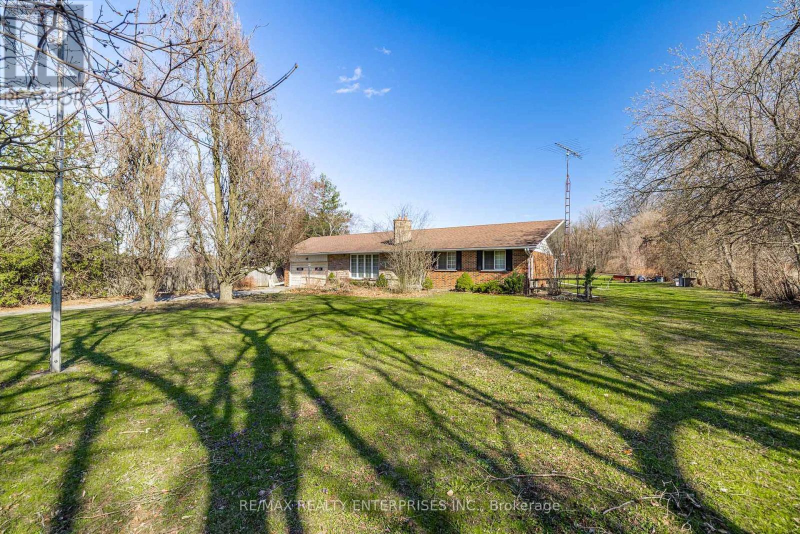 Photo 27 of 2739 Embleton Road, Brampton ON