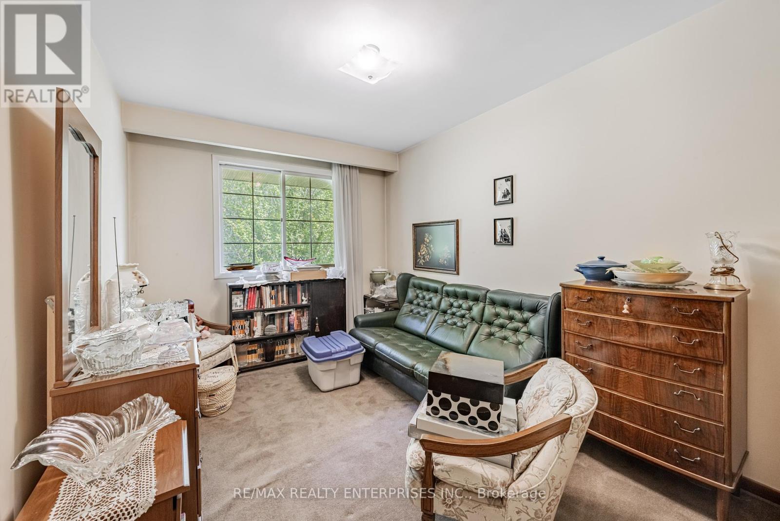 Photo 8 of 2739 Embleton Road, Brampton ON