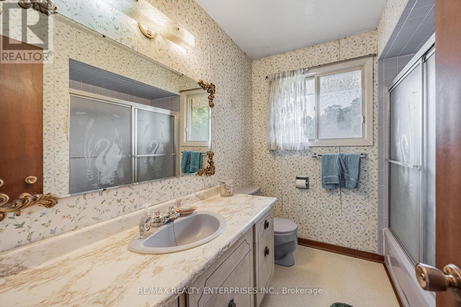 Photo 18 of 2739 Embleton Road, Brampton ON