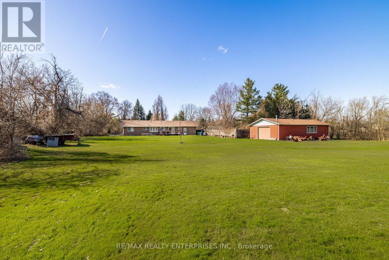 Photo 7 of 2739 Embleton Road, Brampton ON