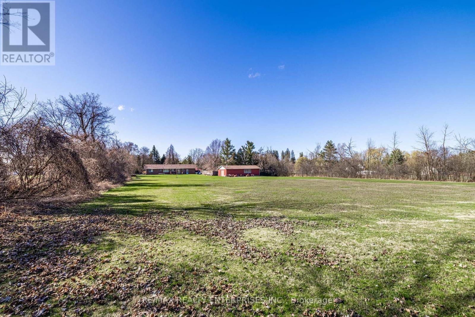 Photo 17 of 2739 Embleton Road, Brampton ON