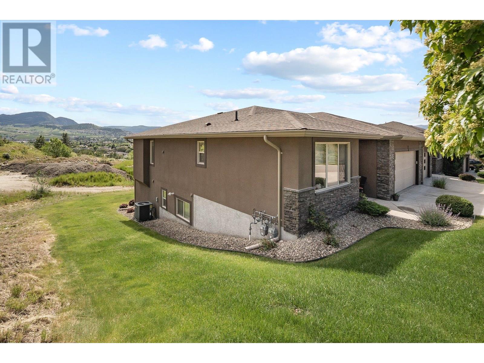 #21 2421 GLACIER COURT - Image 29