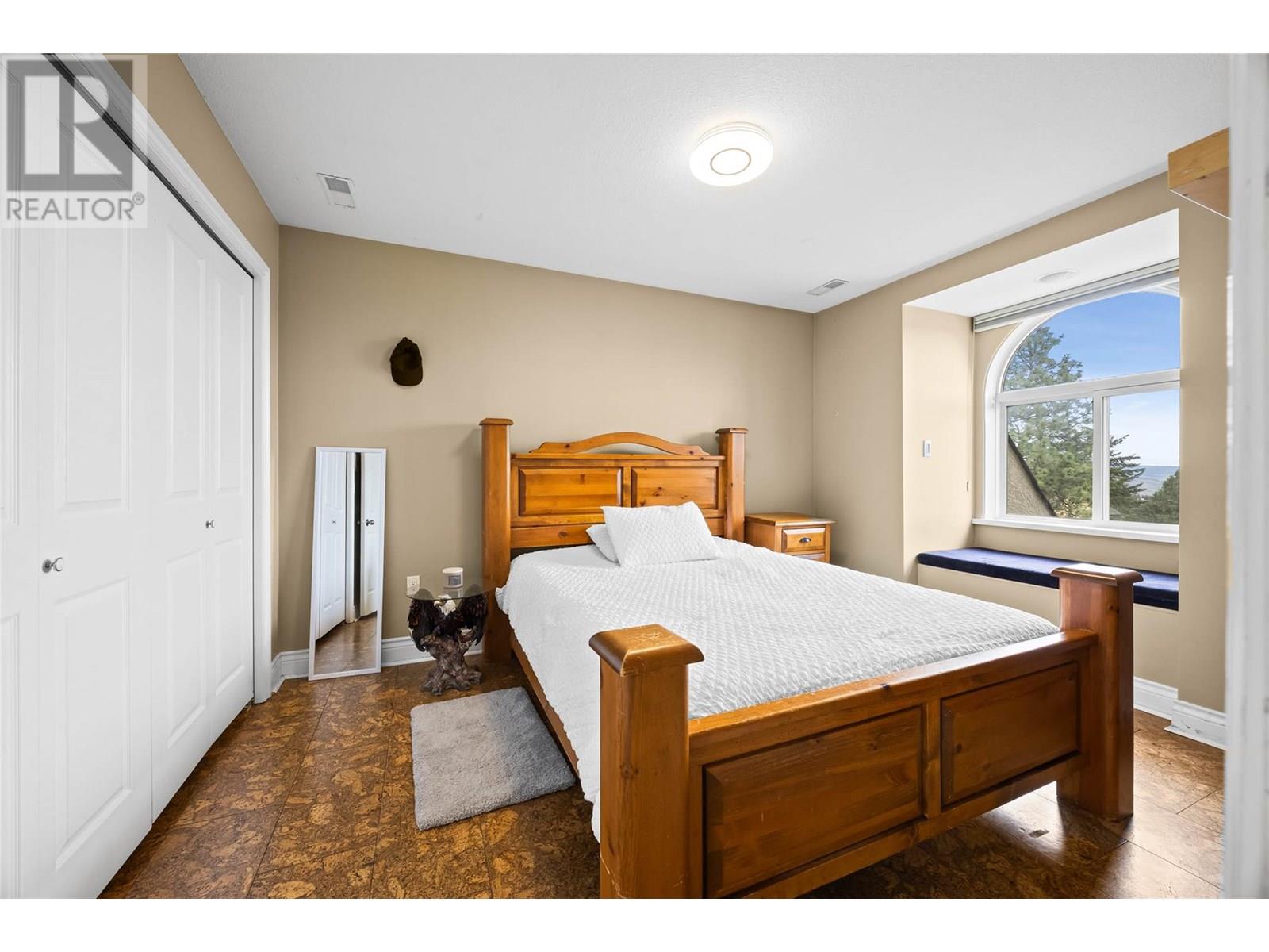 Photo 12 of 2175 Westerdale Court, Kamloops BC
