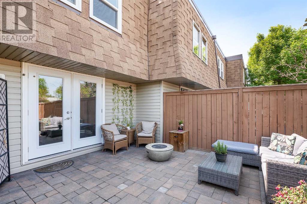Single Family House for Sale in  Bow Trail SW Rosscarrock Calgary 