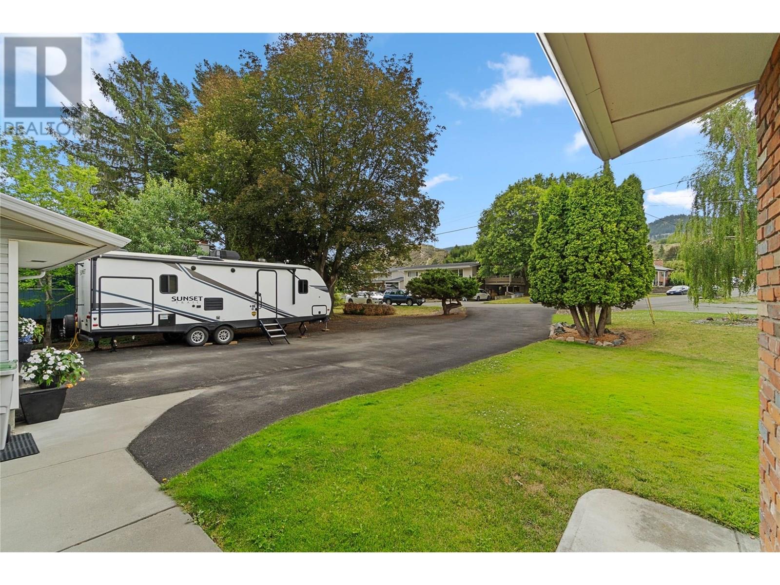 Photo 19 of 1836 Russet Wynd, Kamloops BC