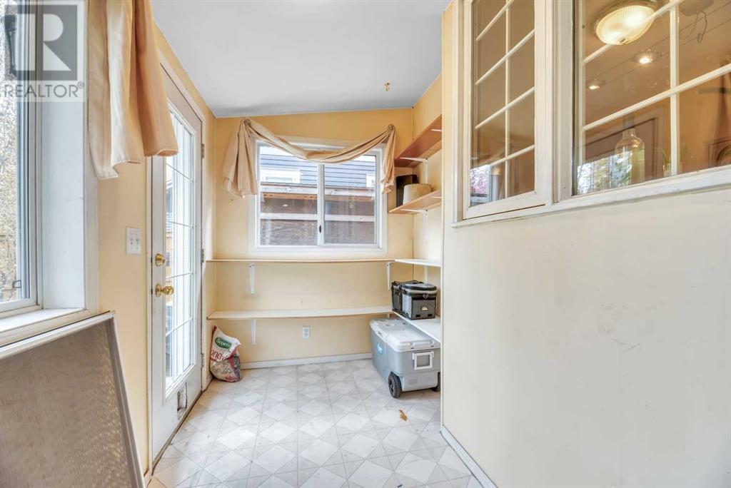 Single Family House for Sale in  Scarboro Avenue SW Scarboro Calgary 