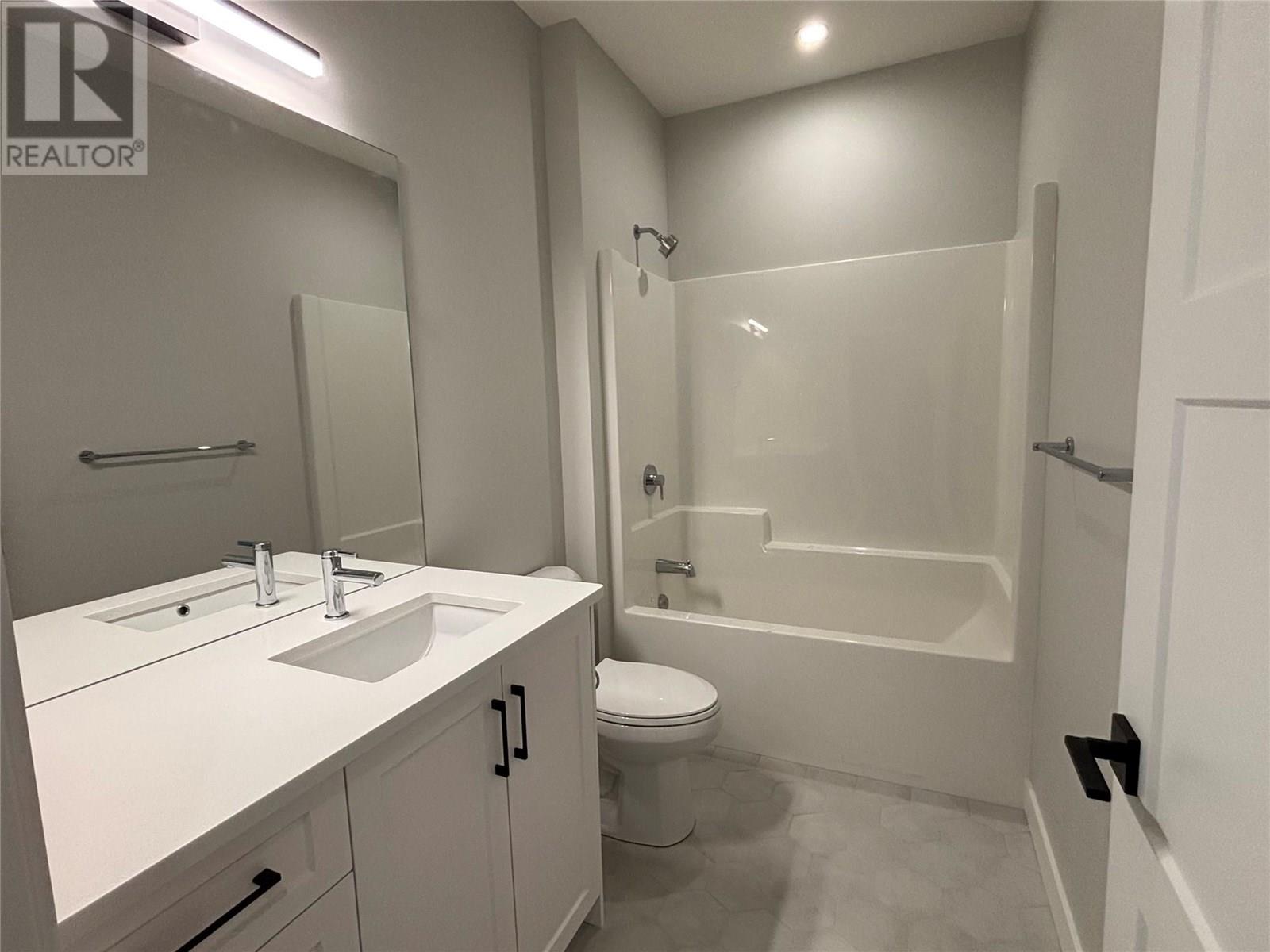 575 Meadowlark Avenue, Vernon