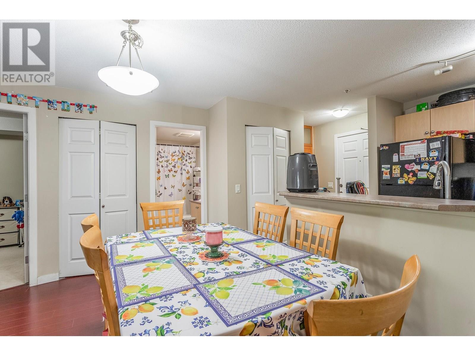 Photo 7 of 2312 244 Sherbrooke Street, New Westminster BC