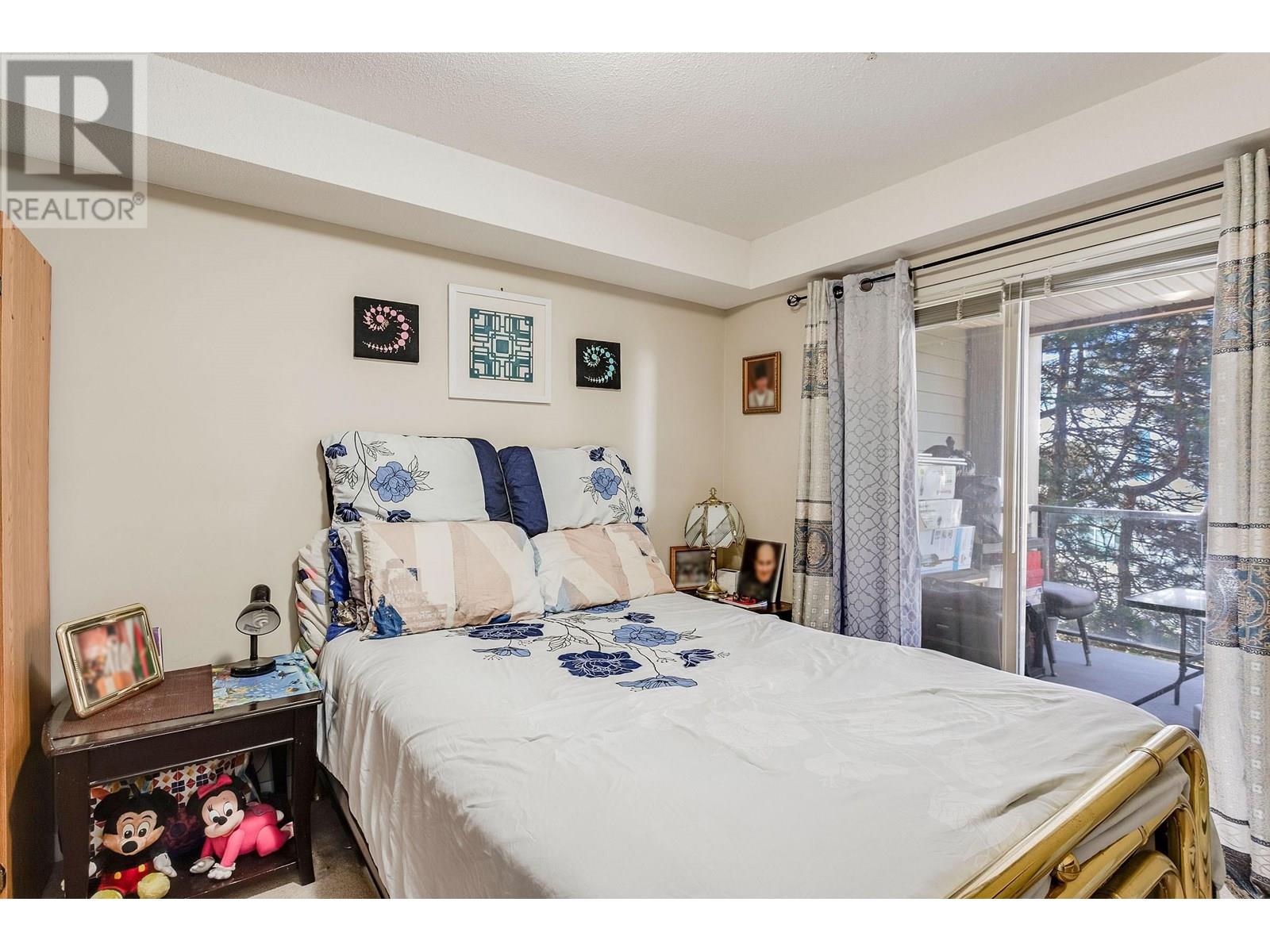 Photo 12 of 2312 244 Sherbrooke Street, New Westminster BC