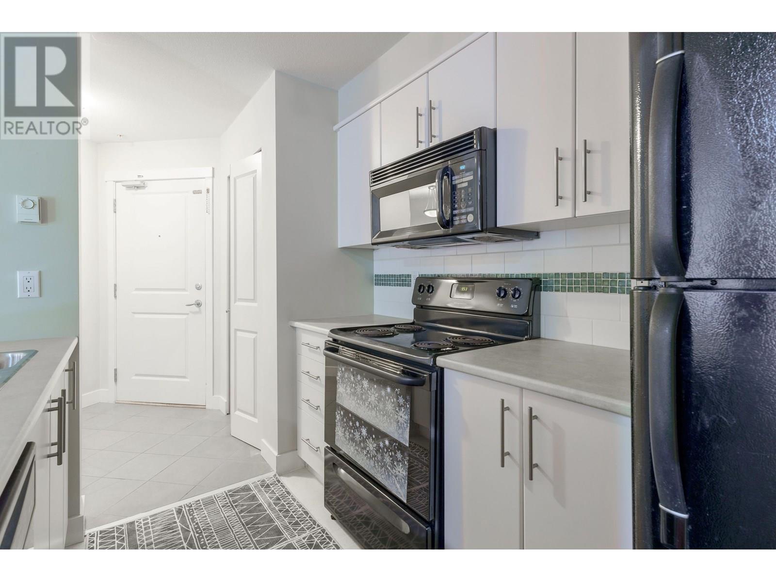 Photo 9 of 222 12248 224 Street, Maple Ridge BC