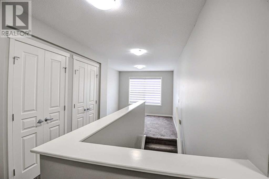 Photo 5 of 195 Masters Avenue Se, Calgary AB