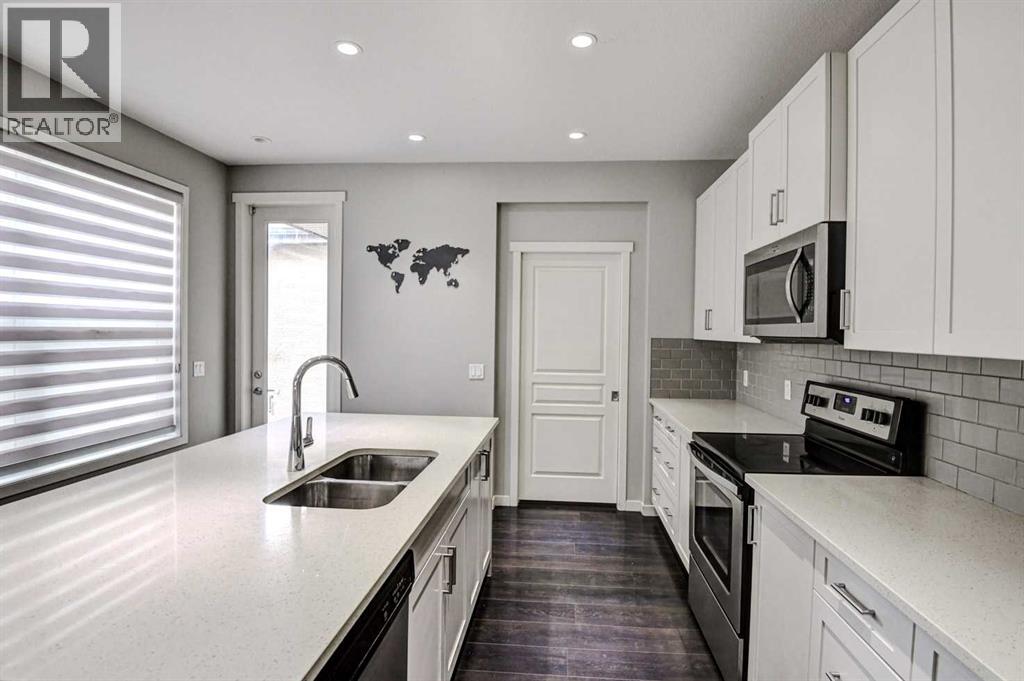 Photo 18 of 195 Masters Avenue Se, Calgary AB