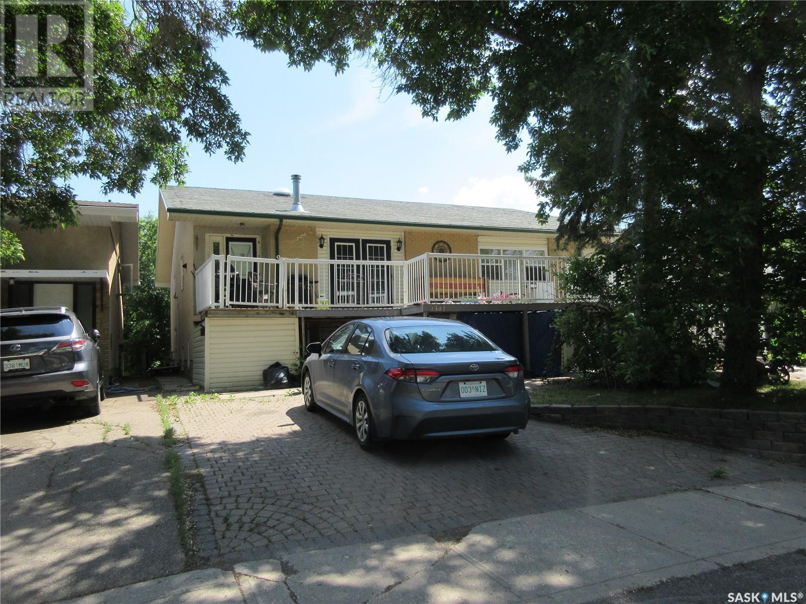 Photo 2 of 1341 Lacon Street, Regina SK