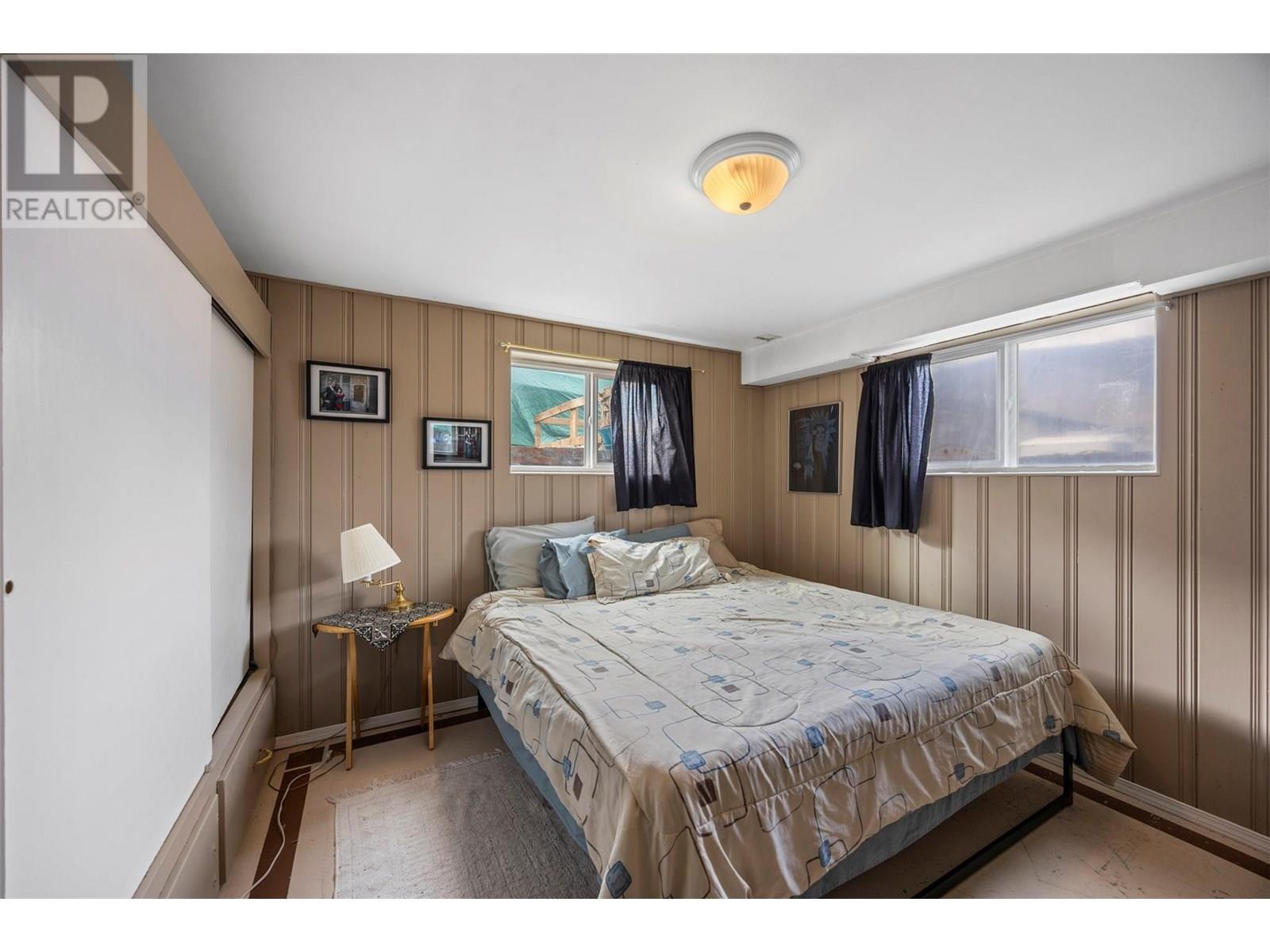 2556 / 2558 VALLEYVIEW DRIVE - Image 28