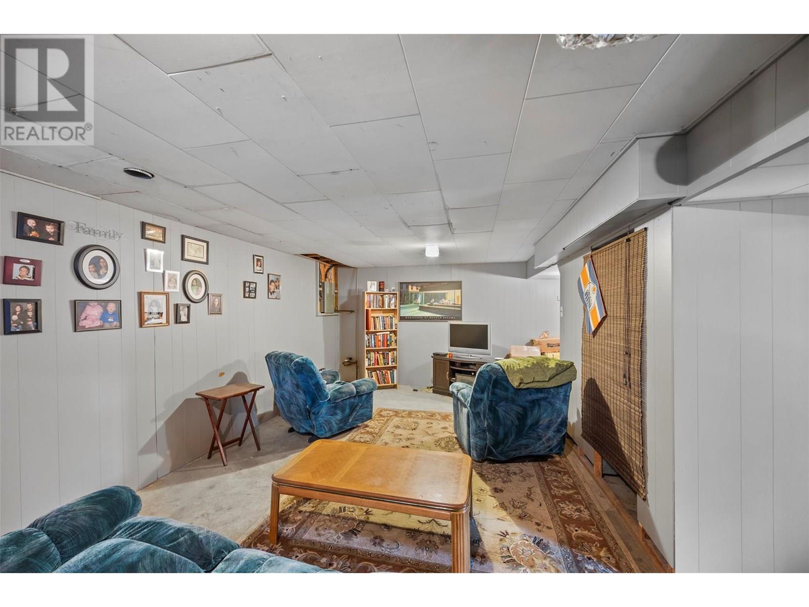 2556 / 2558 VALLEYVIEW DRIVE - Image 26