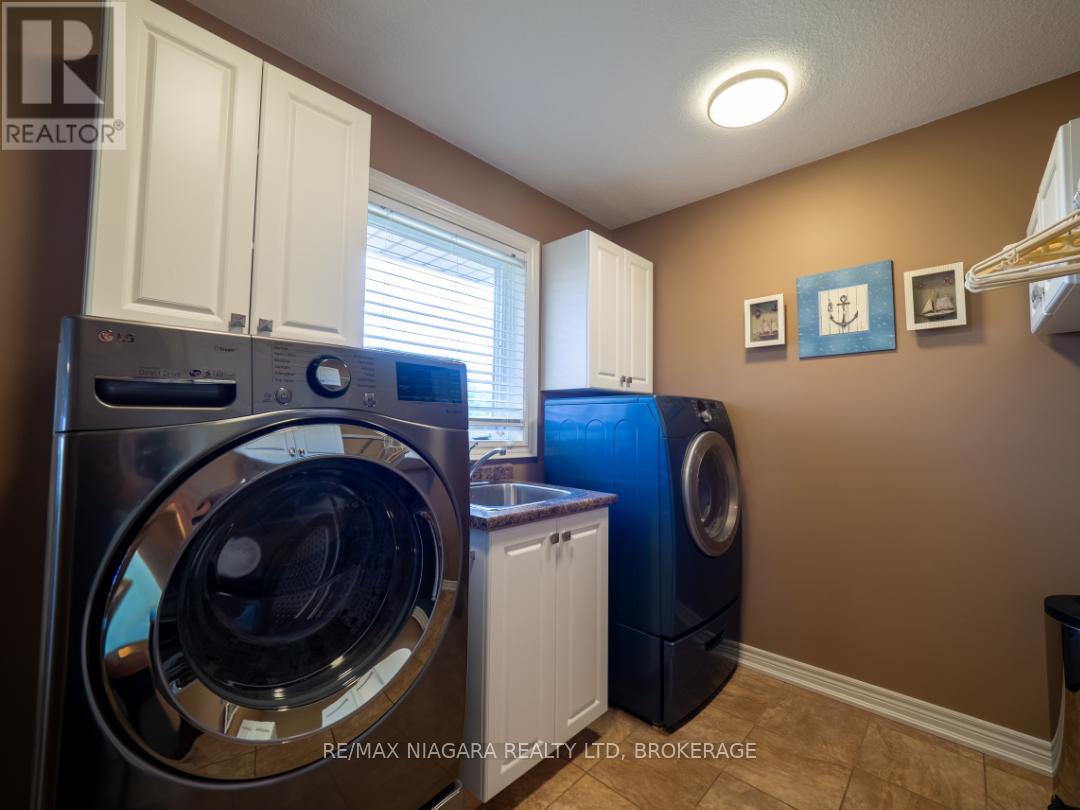 Photo 18 of 20219 Youngs Road S, Wainfleet ON