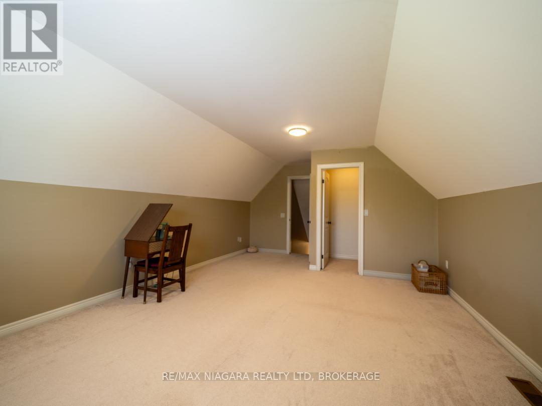 Photo 24 of 20219 Youngs Road S, Wainfleet ON