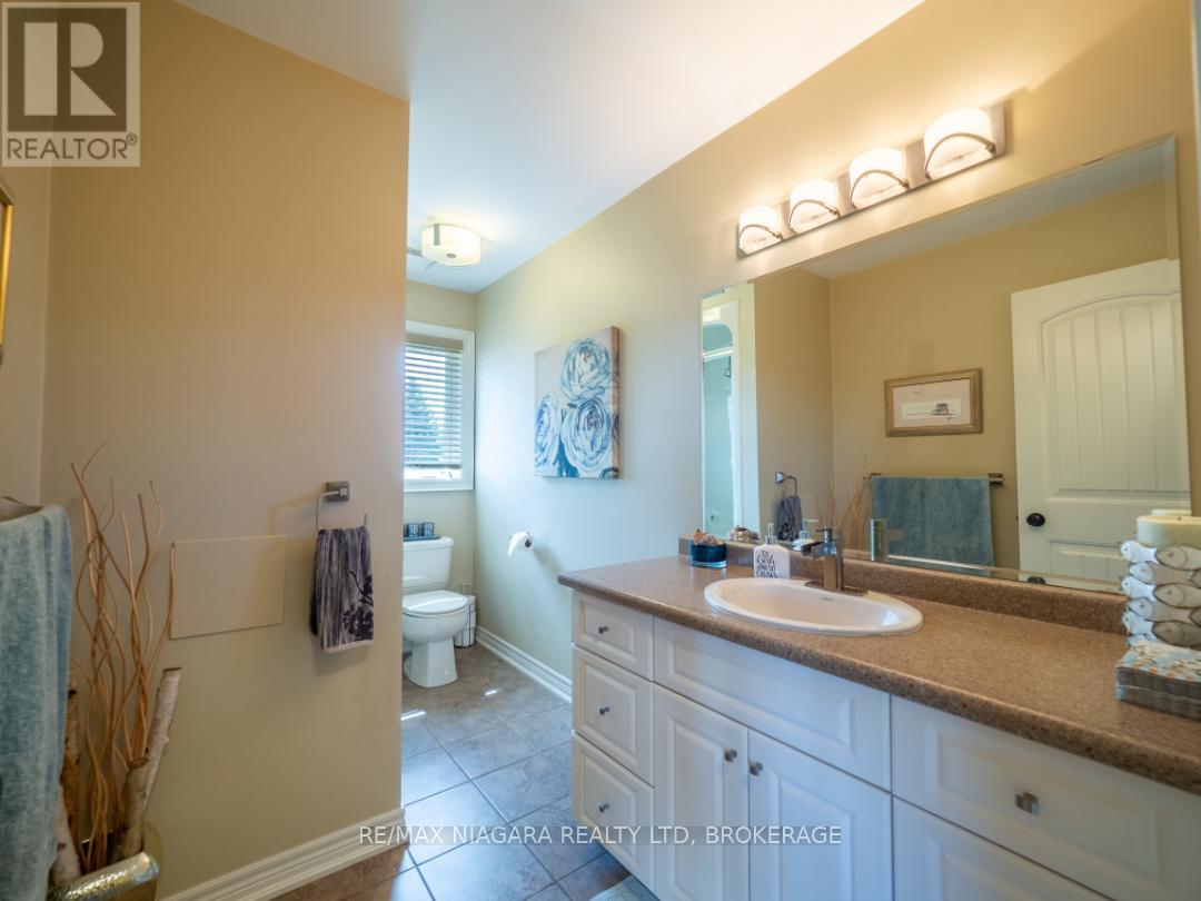 Photo 25 of 20219 Youngs Road S, Wainfleet ON